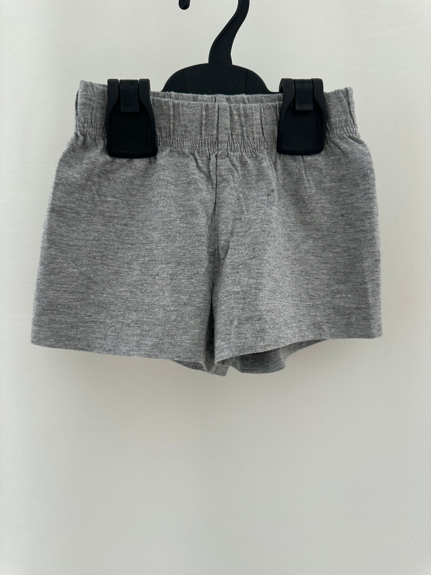 Shorts in Grau Gr. 104 | Secondhand | MiniMoments