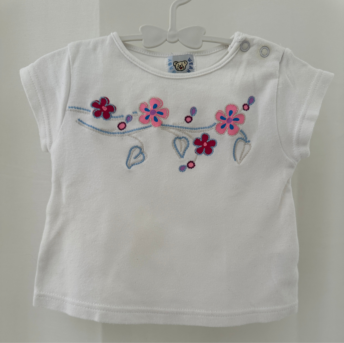 T-Shirt mit Blumen Gr. 68 | Secondhand | MiniMoments