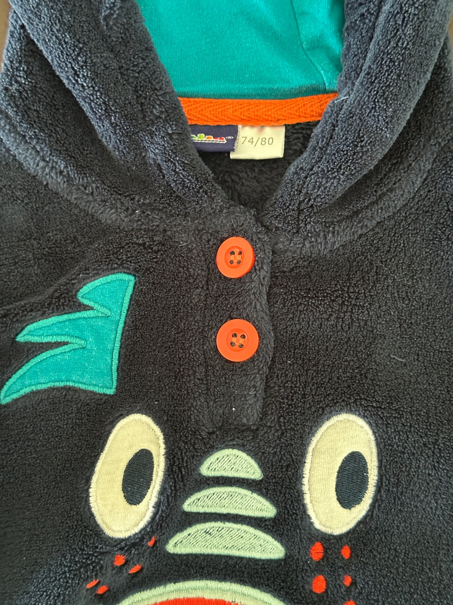 Flauschiger Pullover mit Drache Gr. 74/80 | Secondhand | MiniMoments