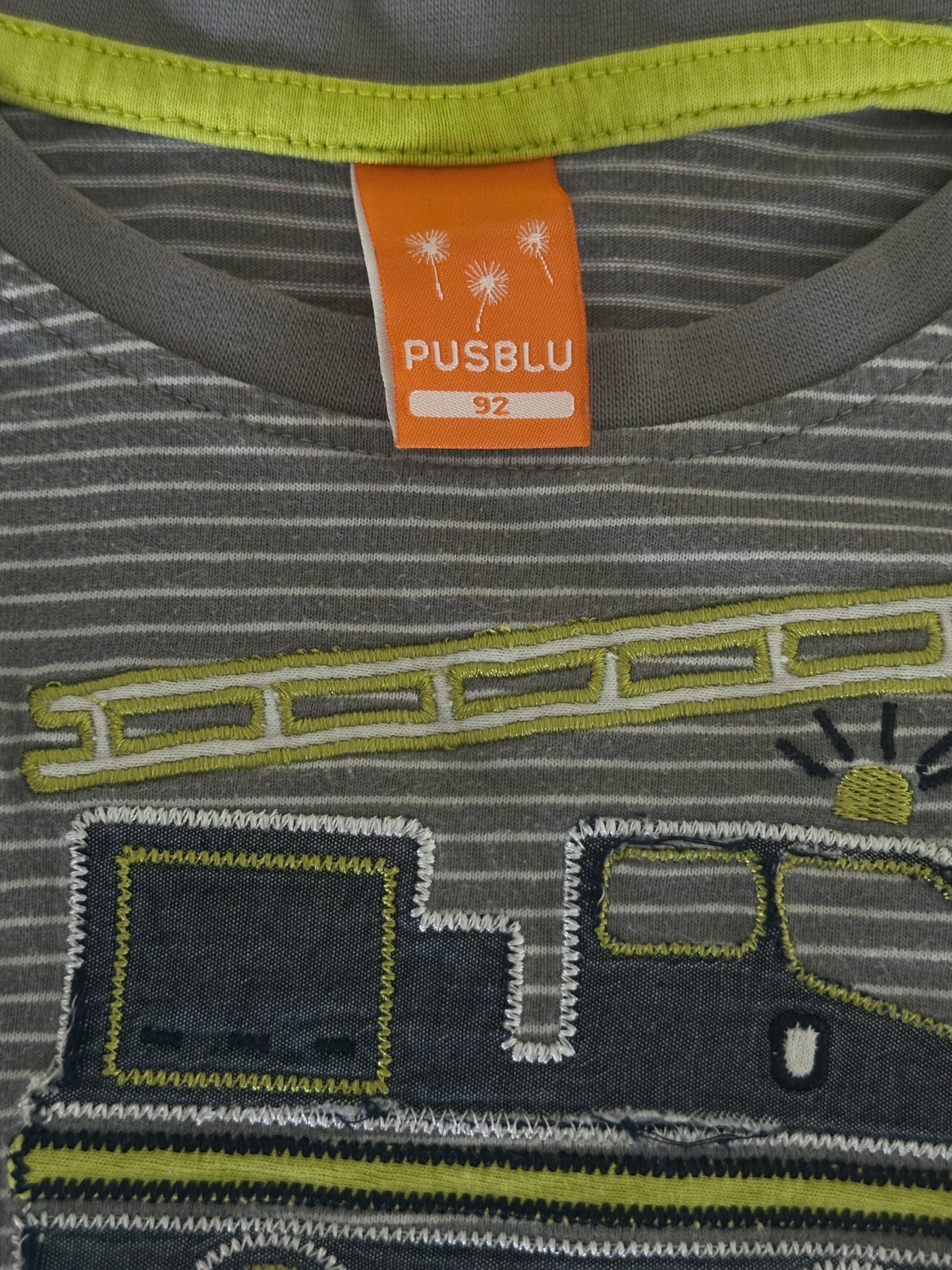 Pullover mit Feuerwehrauto Gr. 92 | Secondhand | MiniMoments