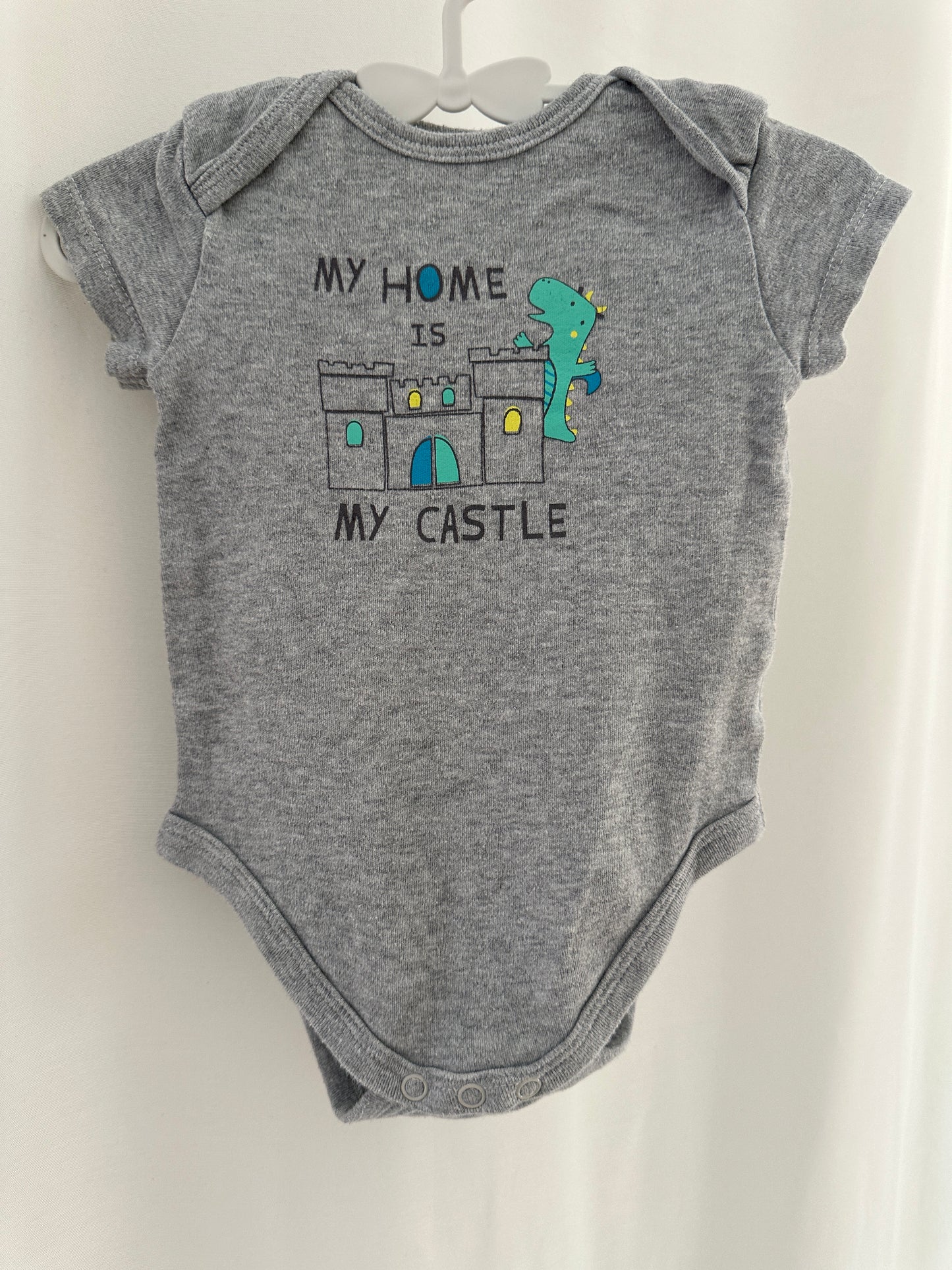 Kurzarm Body "My home is my castle" Gr. 68 | Secondhand | MiniMoments
