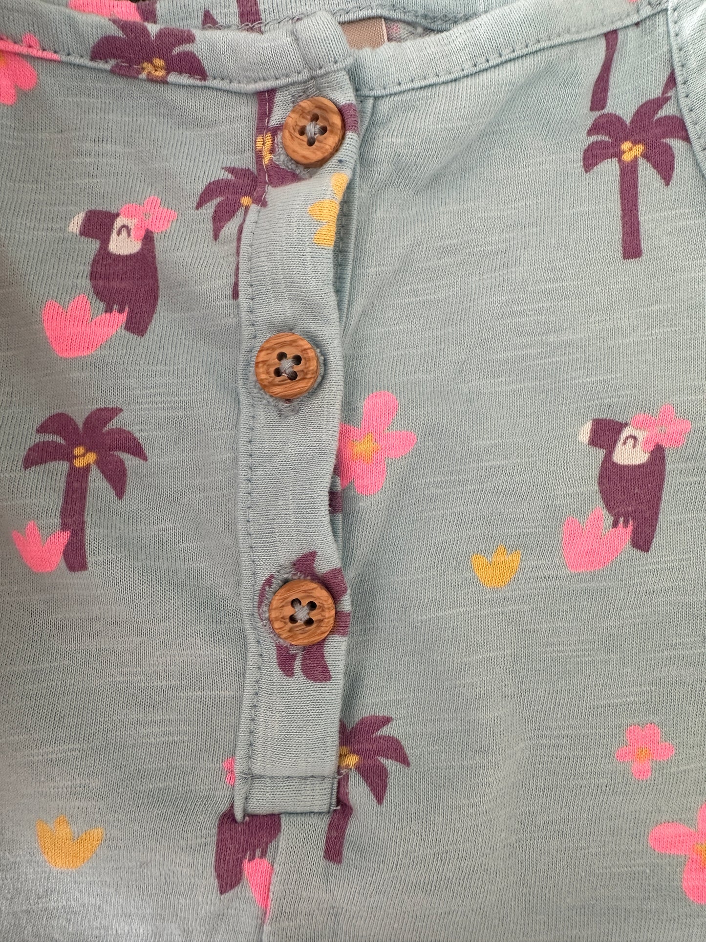 Einteiler mit kurzen Hosen Gr. 74/80 | Secondhand | MiniMoments