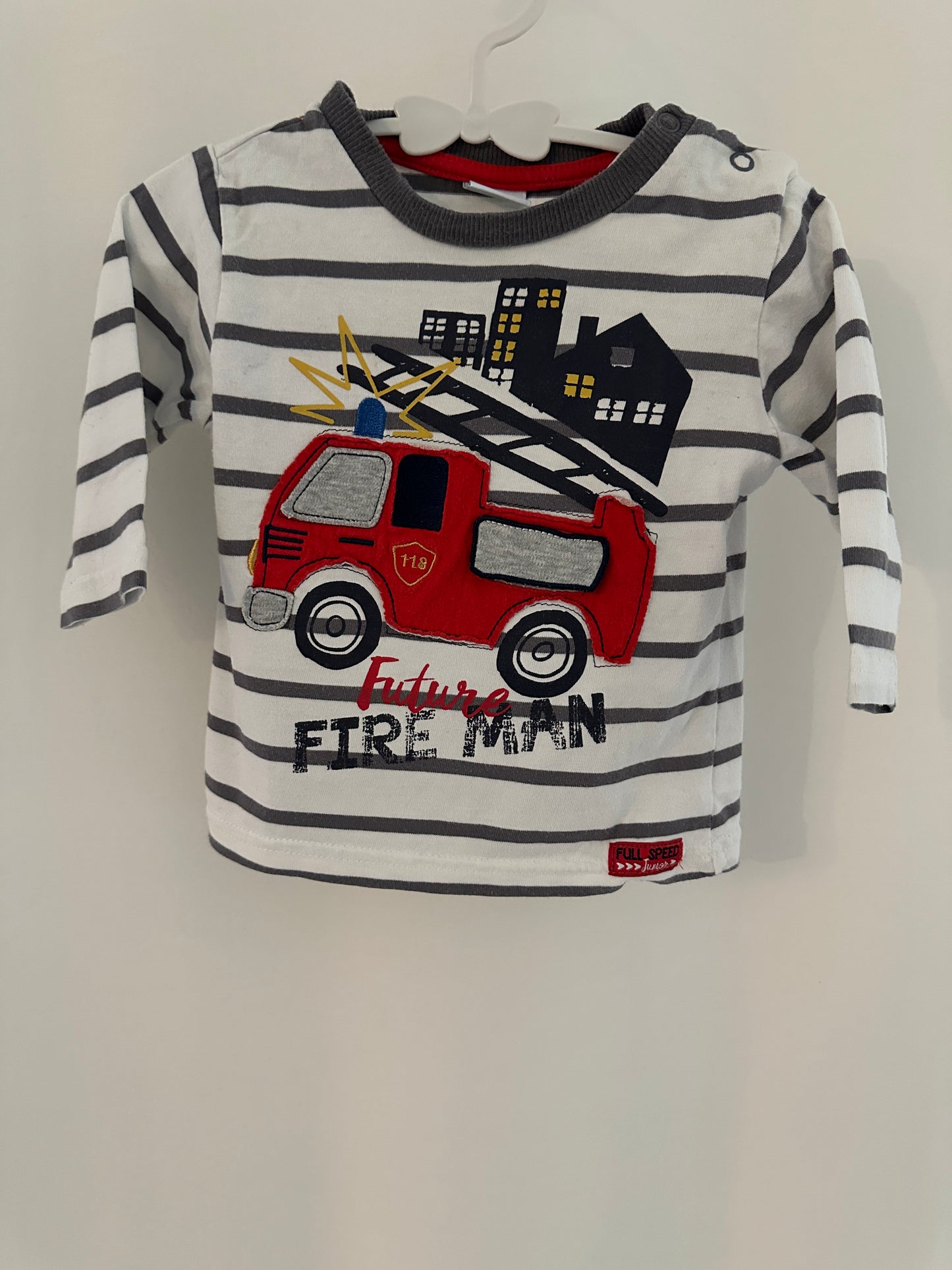 Pullover mit Feuerwehrauto | Secondhand | MiniMoments
