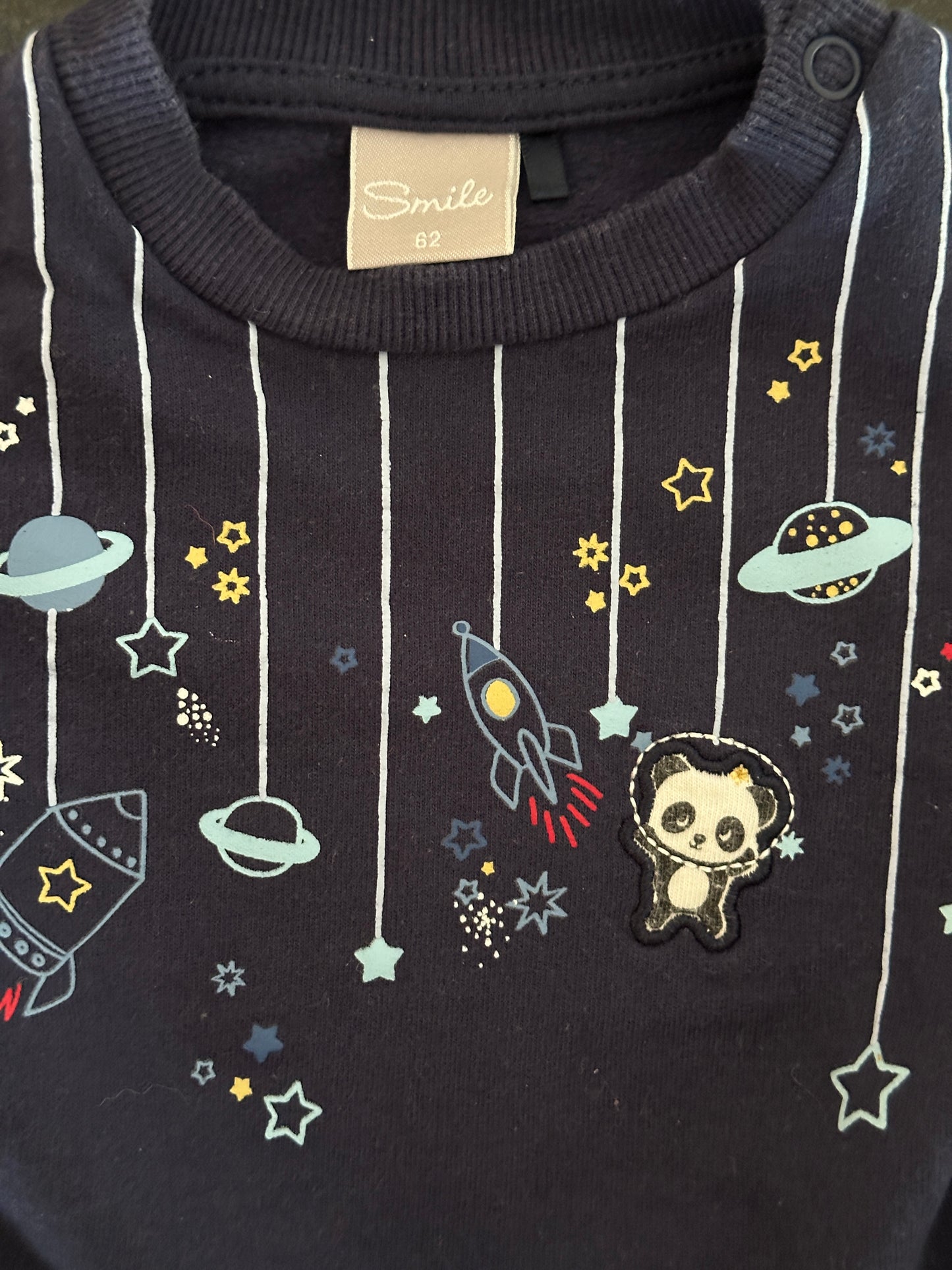 Pullover Weltall Gr. 62 | Secondhand | MiniMoments