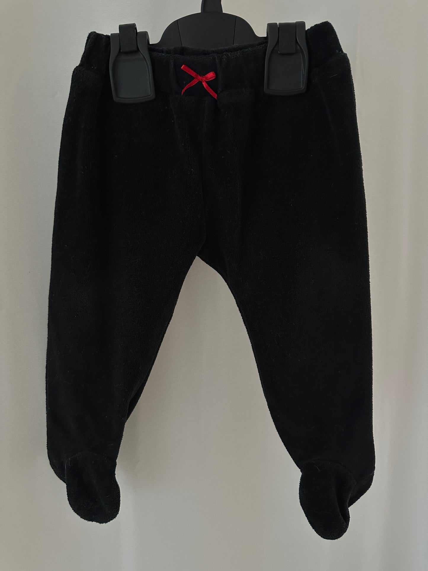 Stoffhose mit Füsslingen | Secondhand | MiniMoments