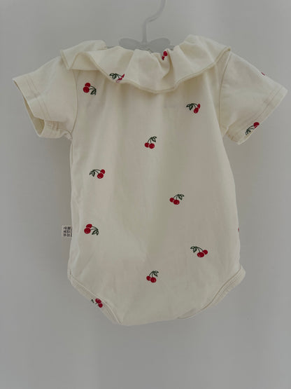Kurzarmbody mit Kirschen | Secondhand | MiniMoments