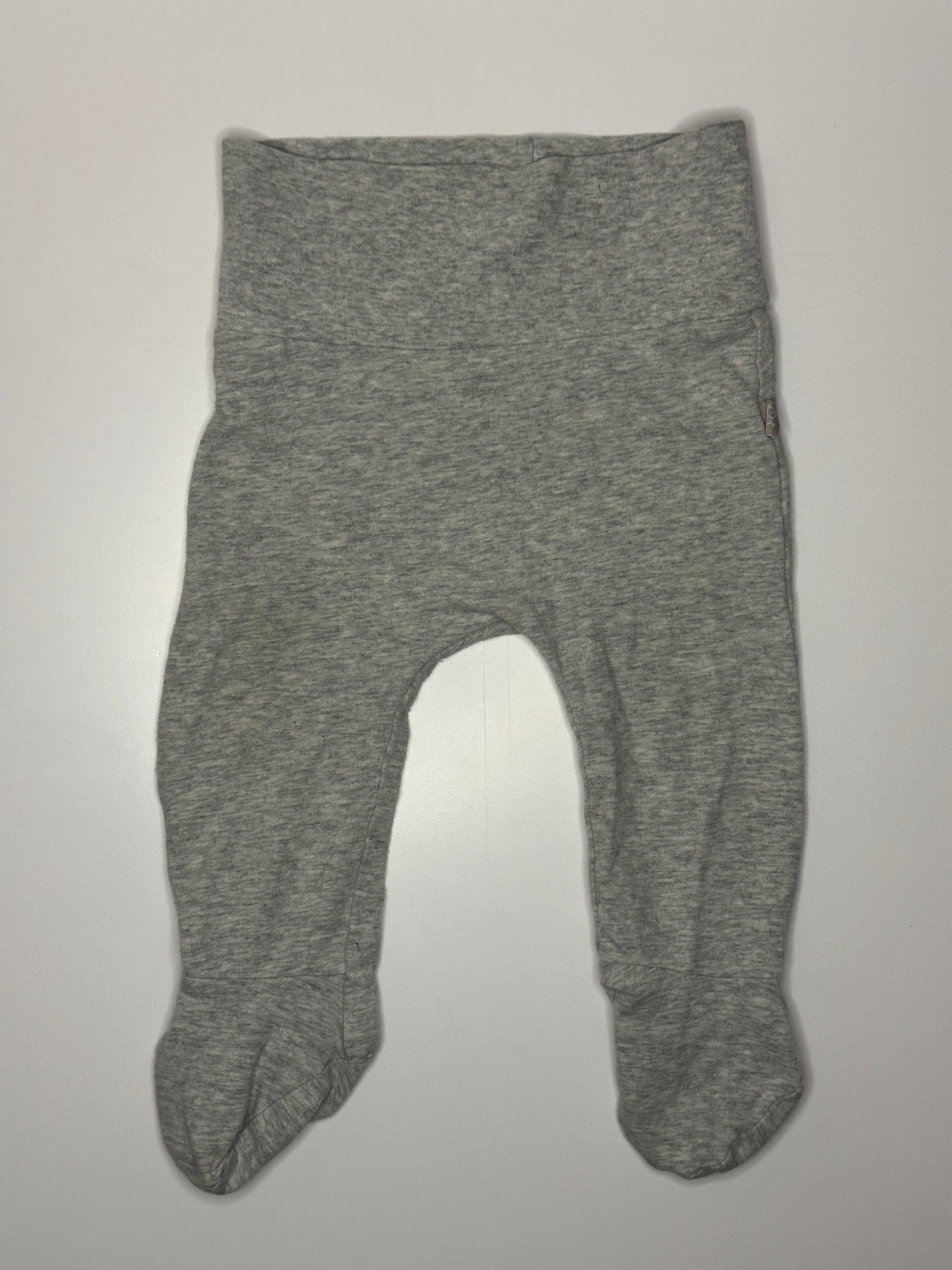 Lange Hose mit Füsslingen Gr. 62 | Secondhand | MiniMoments