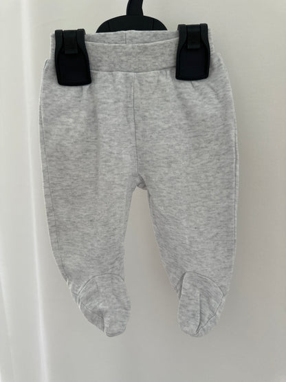 Lange Hose mit Füsslingen Gr. 62 | Secondhand | MiniMoments