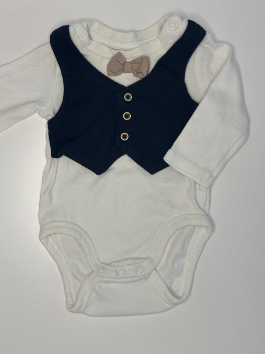 Langarm Body mit Fliege Gr. 56 | Secondhand | MiniMoments