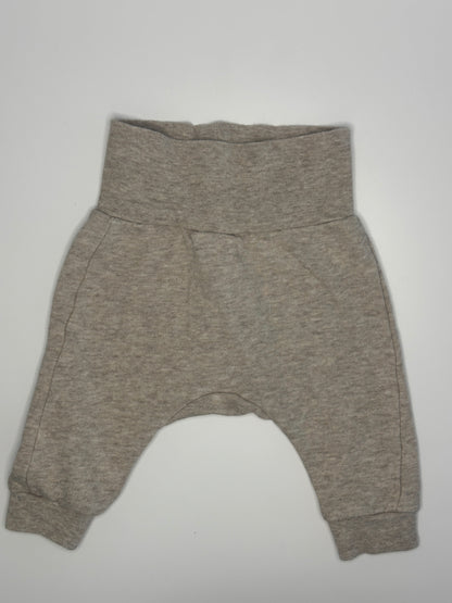 Lange Hose mit breitem Bund Gr. 56 | Secondhand | MiniMoments