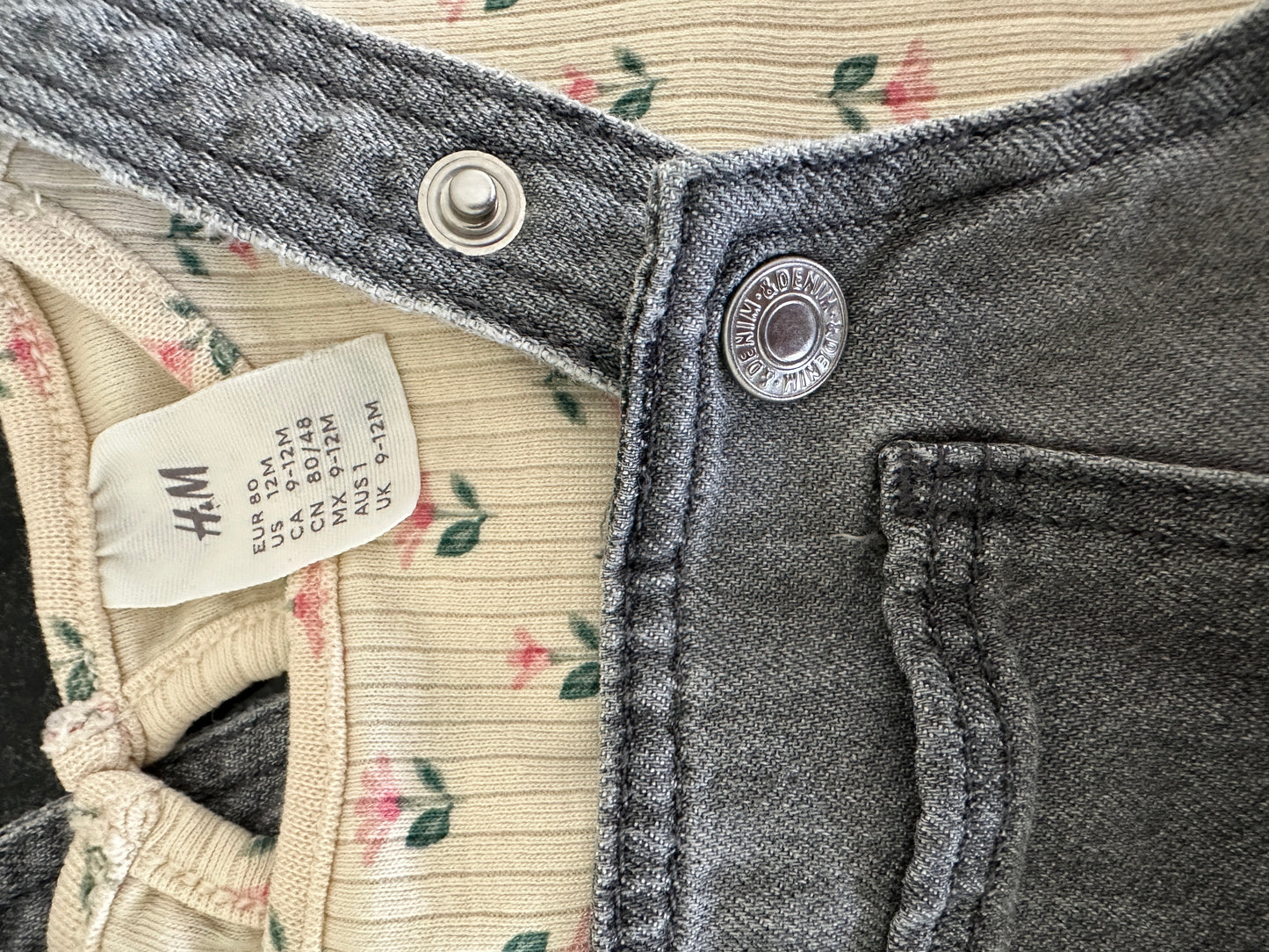 Latzhosen-Kleid mit Pullover Set Gr. 80 | Secondhand | MiniMoments