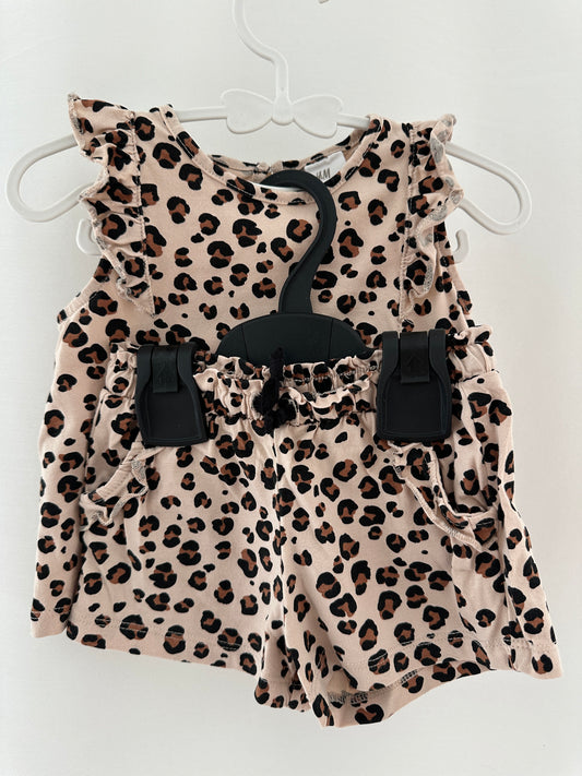 Top & Hose Set im Leopardenmuster Gr. 74 | Secondhand | MiniMoments