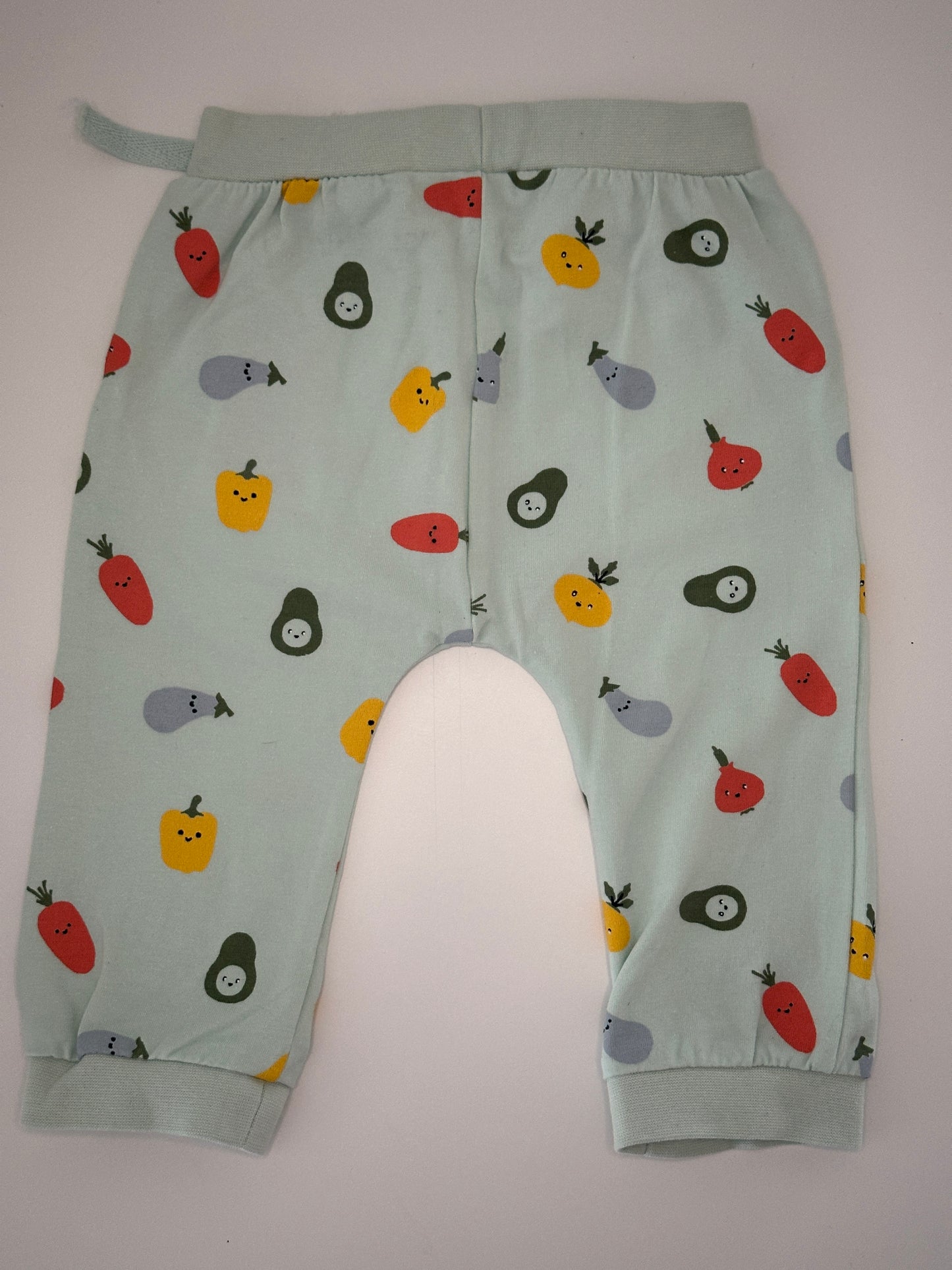 Babyhose mit Gemüse-Motiv Gr. 68 | Secondhand | MiniMoments